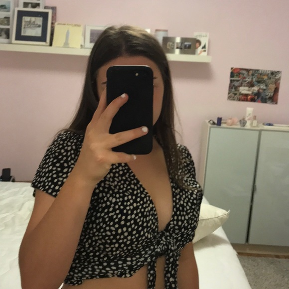 Garage front tie top - Picture 1 of 3